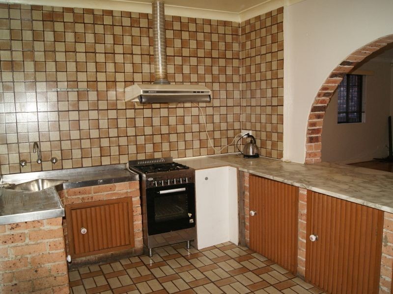 9 Nicholas Avenue, Campsie NSW 2194