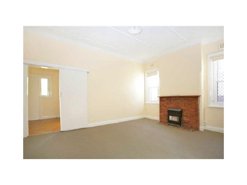 85 Fifth Avenue, Campsie NSW 2194