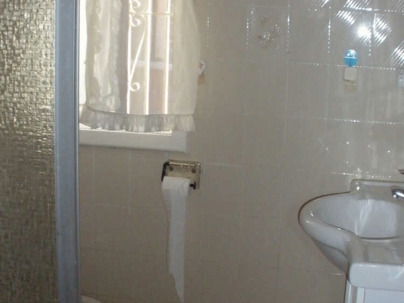 27 Lincoln Street, Campsie NSW 2194