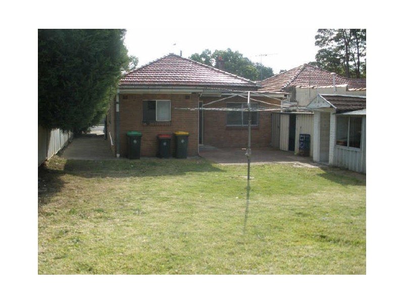 4 Loch Street, Campsie NSW 2194