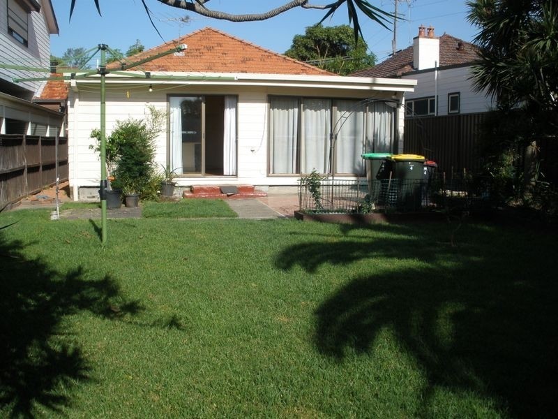 4 Bellbird Street, Canterbury NSW 2193