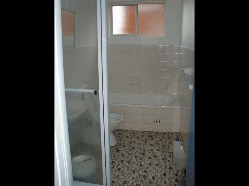 1/11 Unara Street, Campsie NSW 2194