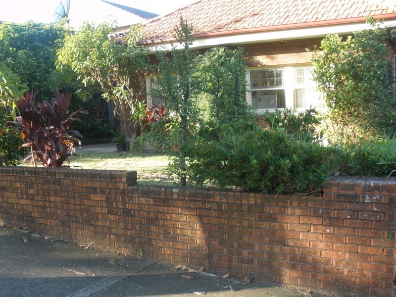 27a Seymour Parade, Belfield NSW 2191