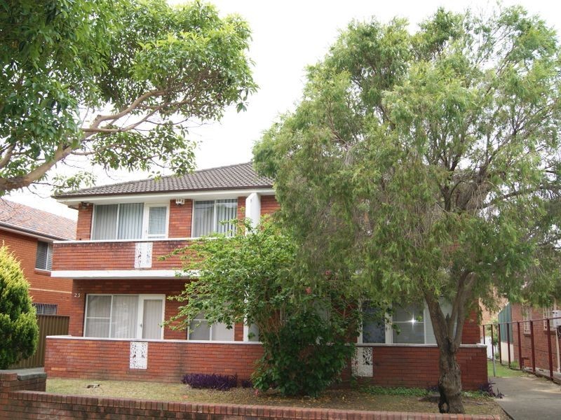 2/23 Second Avenue, Campsie NSW 2194
