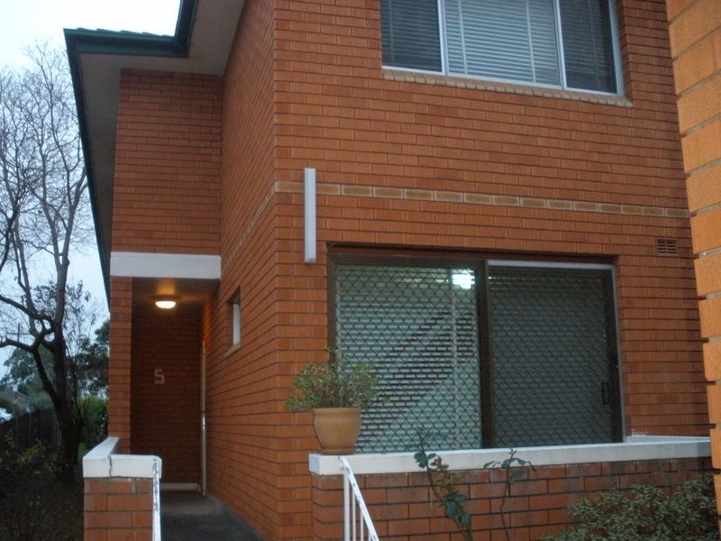 5/94 Sproule Street, Lakemba NSW 2195