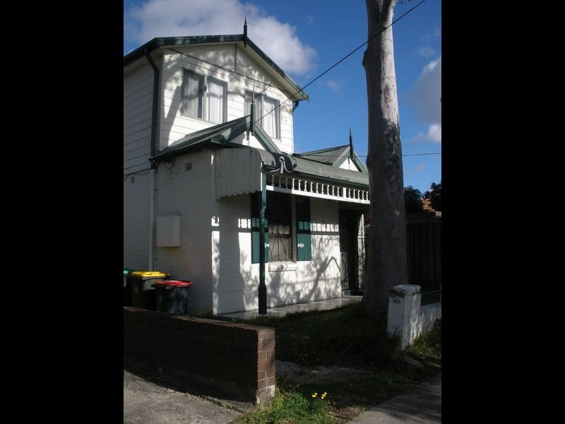 38 Redman Street, Campsie NSW 2194