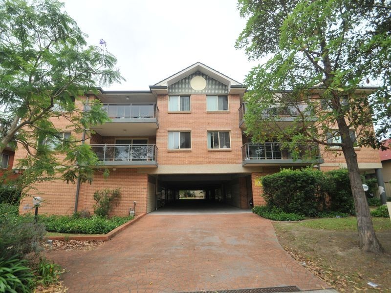 2/23 Third Avenue, Campsie NSW 2194