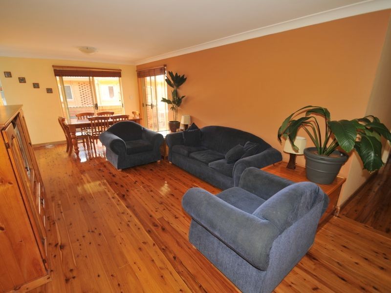 2/23 Third Avenue, Campsie NSW 2194