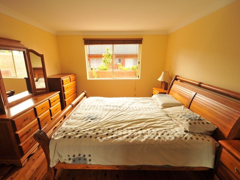 2/23 Third Avenue, Campsie NSW 2194