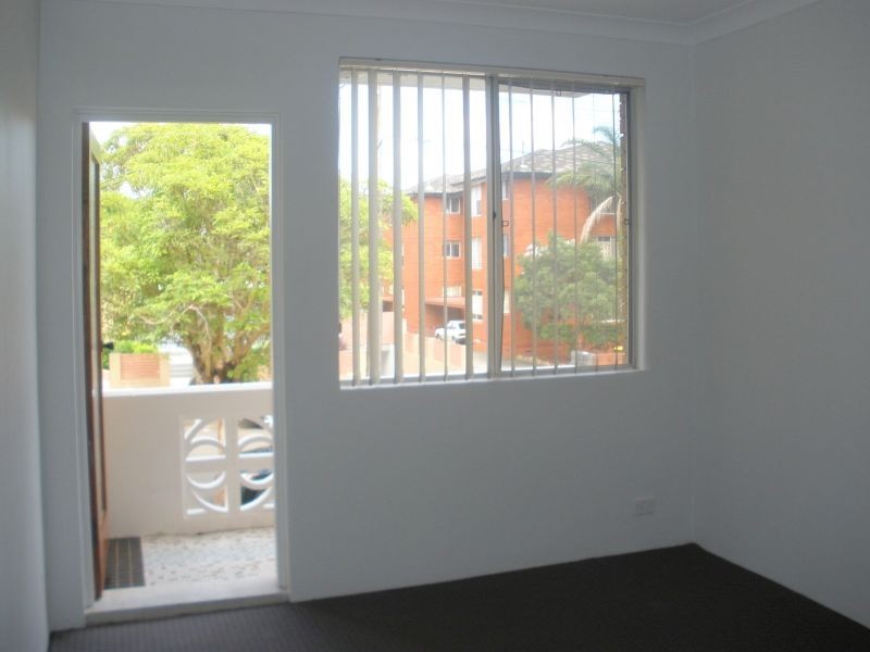 4/25-27 Fourth Ave, Campsie NSW 2194