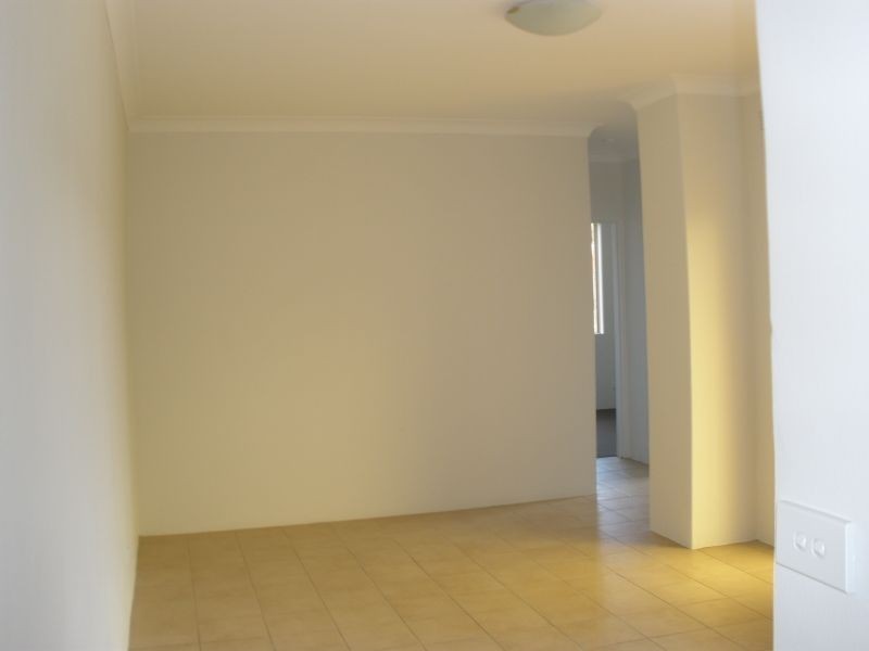 4/25-27 Fourth Ave, Campsie NSW 2194