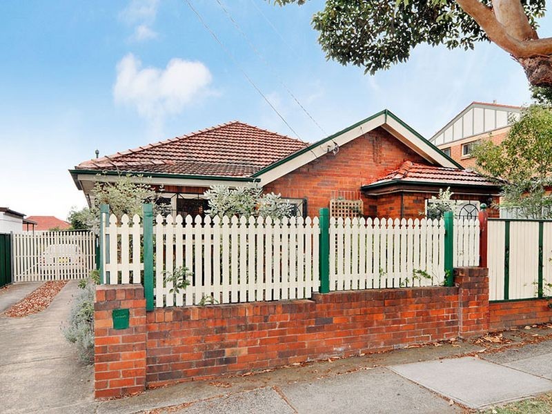 101 Duke Street, Campsie NSW 2194