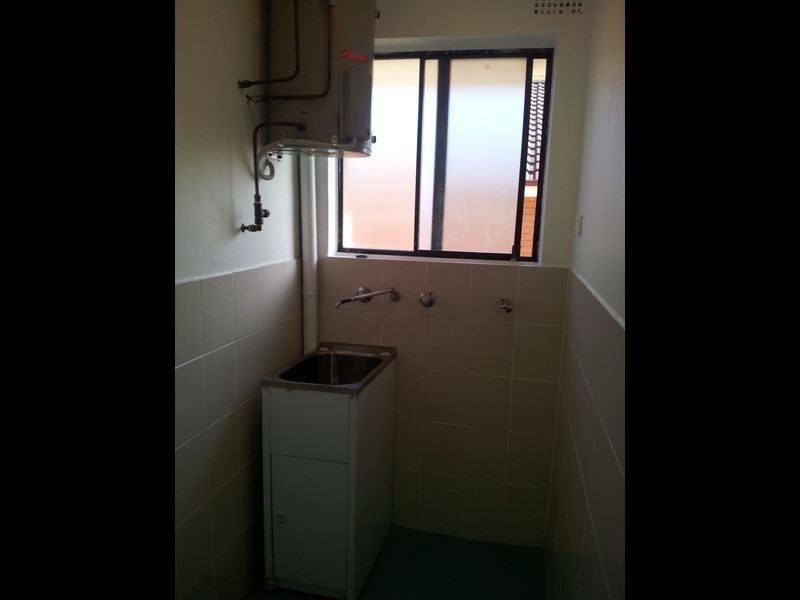 4/33 Gould Street, Campsie NSW 2194