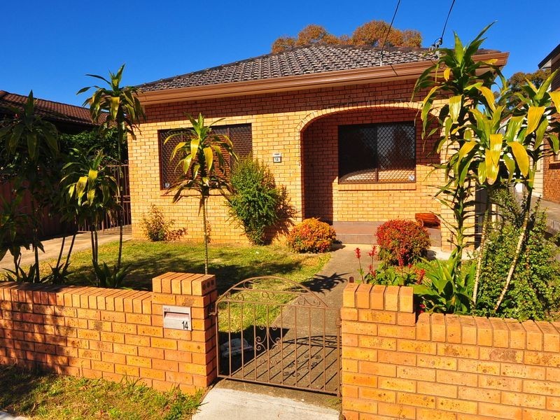 14 Byron Street, Campsie NSW 2194