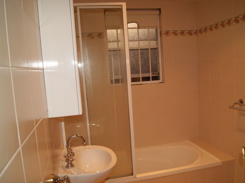 1/352 Beamish Street, Campsie NSW 2194