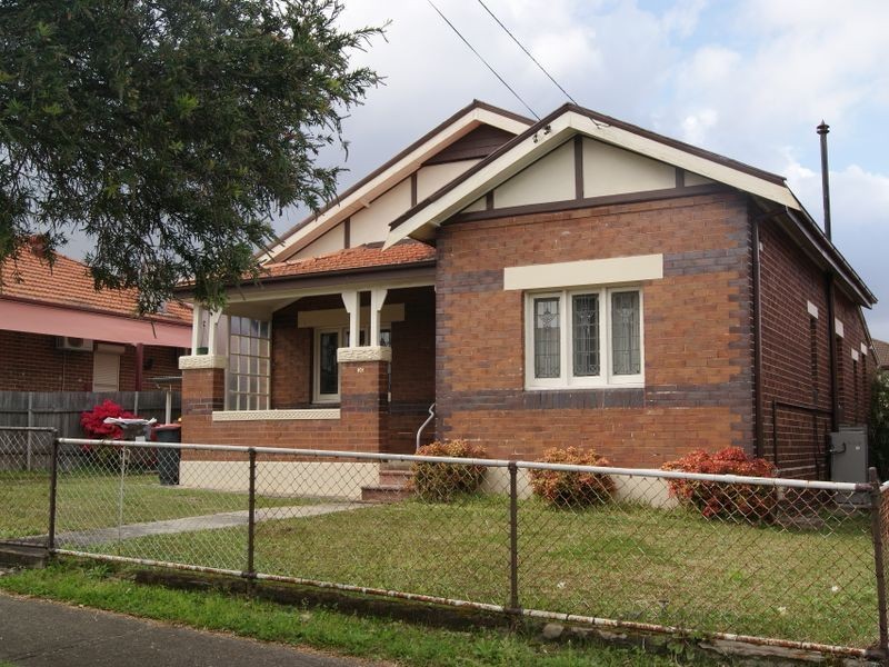 36 Hugh St, Belmore NSW 2192
