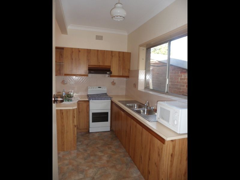 17 Robertson Street, Campsie NSW 2194