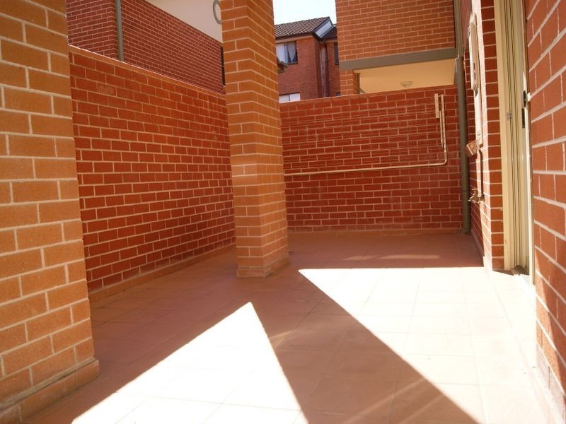 2/31-35 Campsie Street, Campsie NSW 2194