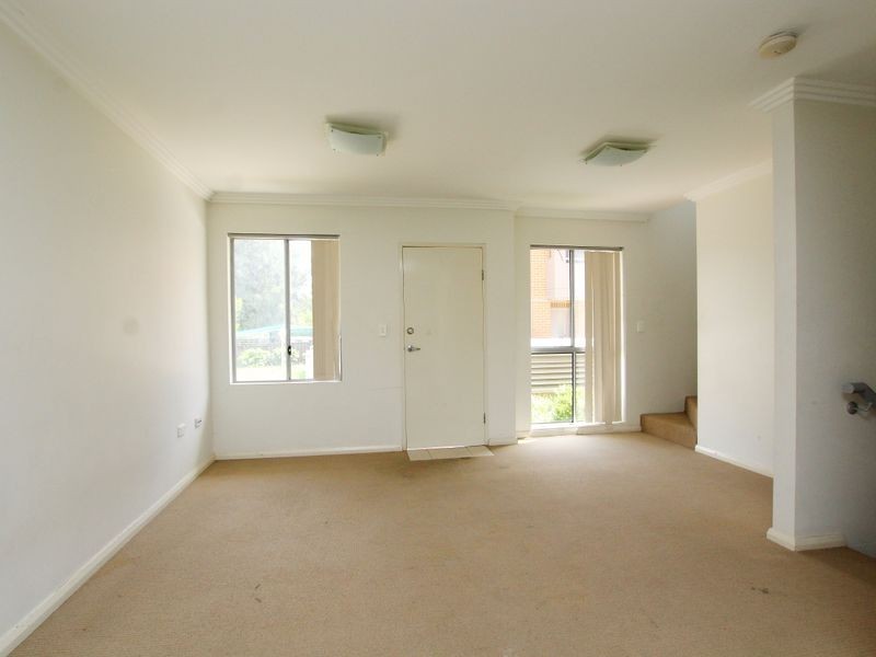 8/50-54 Third Ave, Campsie NSW 2194