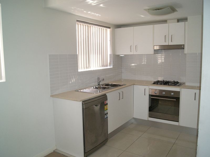 3/50-54 Third Ave, Campsie NSW 2194