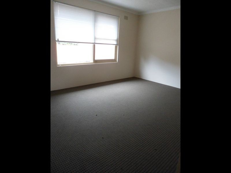 2/1 Eighth Avenue, Campsie NSW 2194