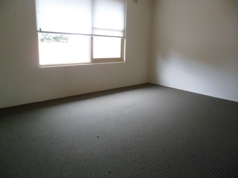 2/1 Eighth Avenue, Campsie NSW 2194