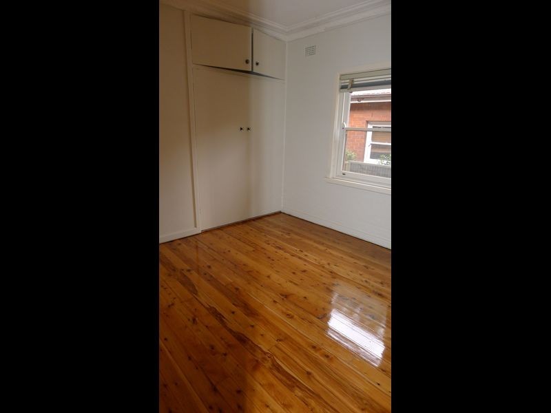 17 Michael Avenue, Belfield NSW 2191