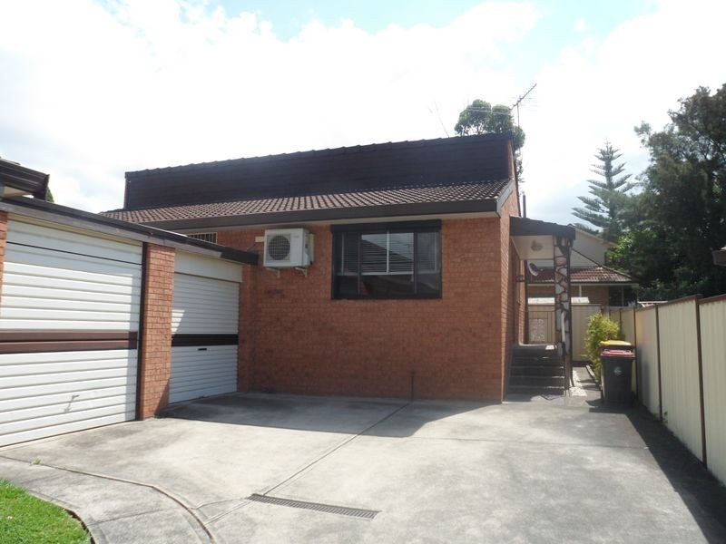 4/10 First Avenue, Campsie NSW 2194