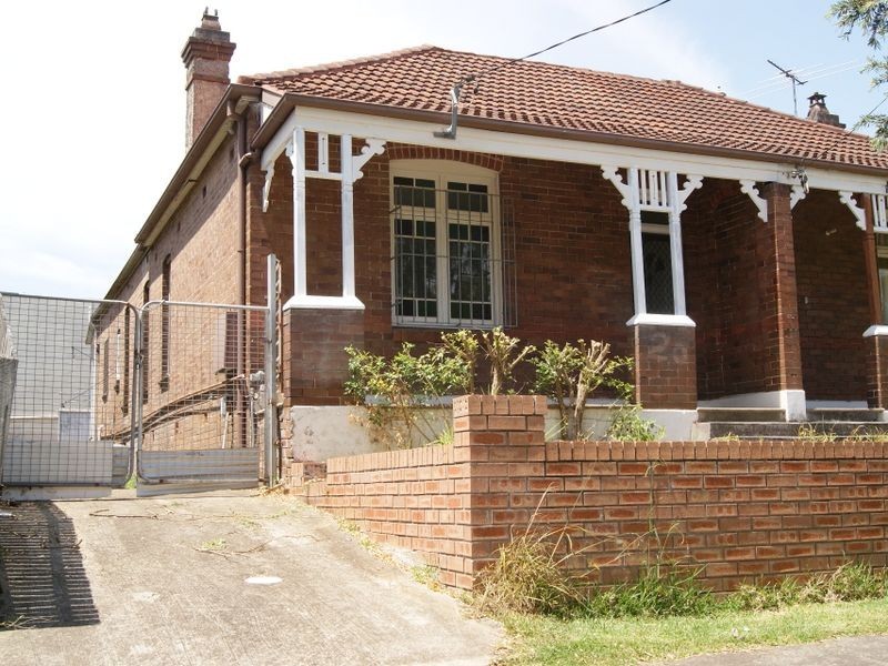 20 Perry Street, Campsie NSW 2194