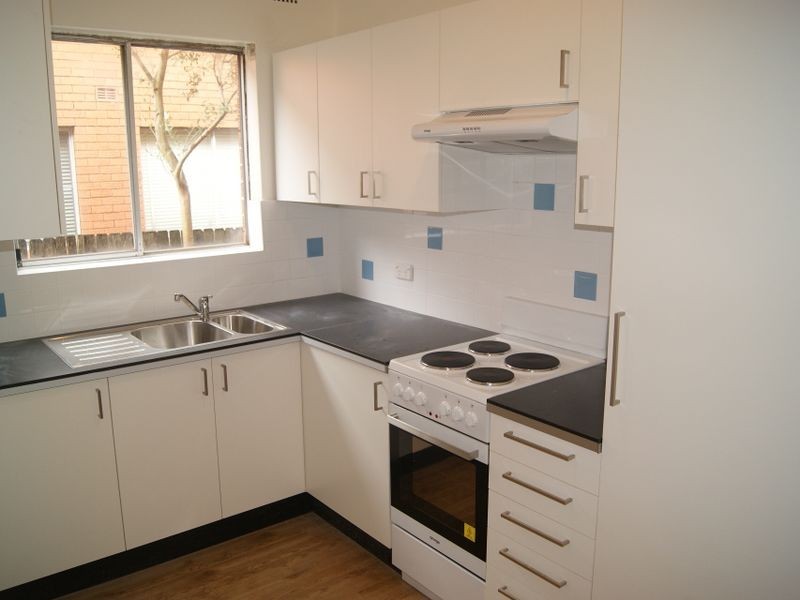 6 Yangoora Raod, Belmore NSW 2192