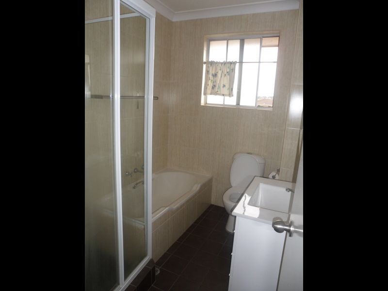 10/28 Browning Street, Campsie NSW 2194