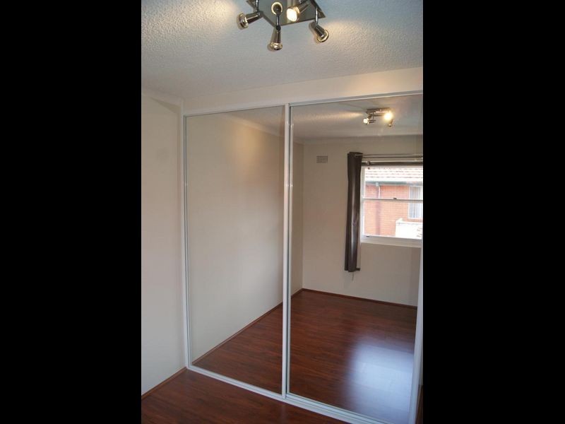 15 St Albans Road, Kingsgrove NSW 2208