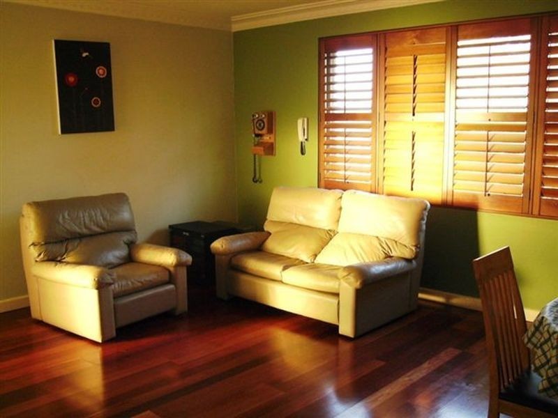 2/16 Rome Street, Canterbury NSW 2193