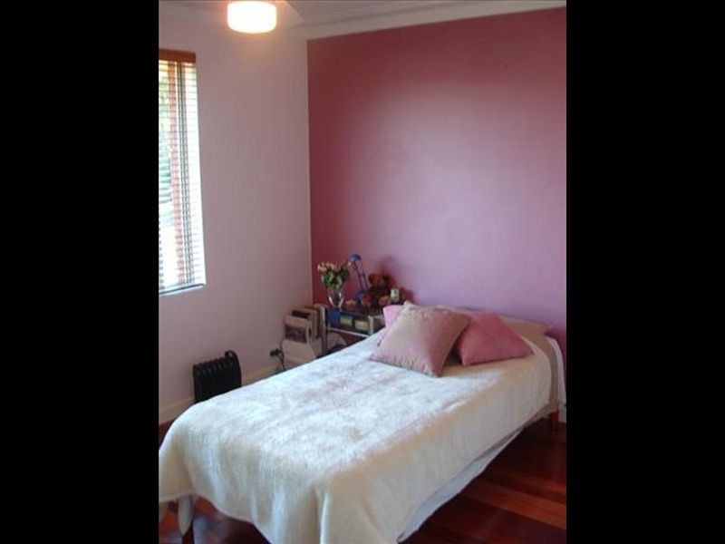 2/16 Rome Street, Canterbury NSW 2193