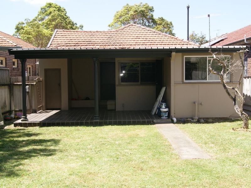 30 Second Avenue, Campsie NSW 2194