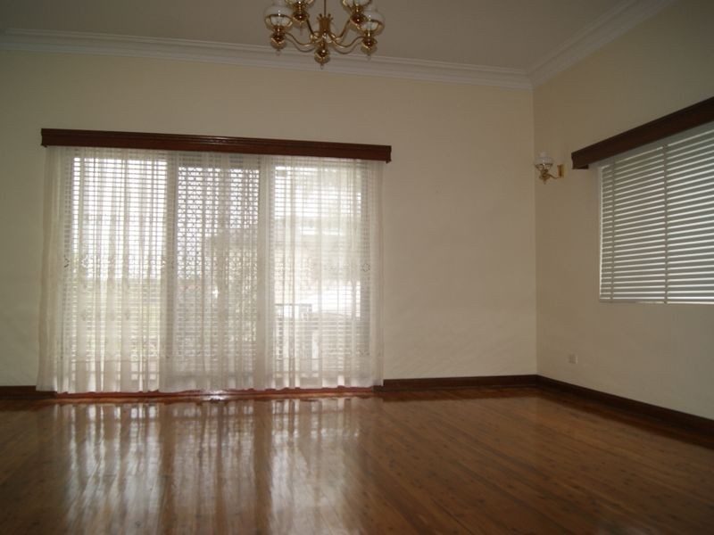 00 Cross Street, Campsie NSW 2194