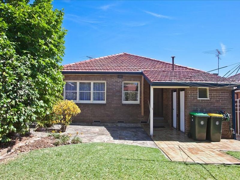 44 Turton Ave, Clemton Park NSW 2206