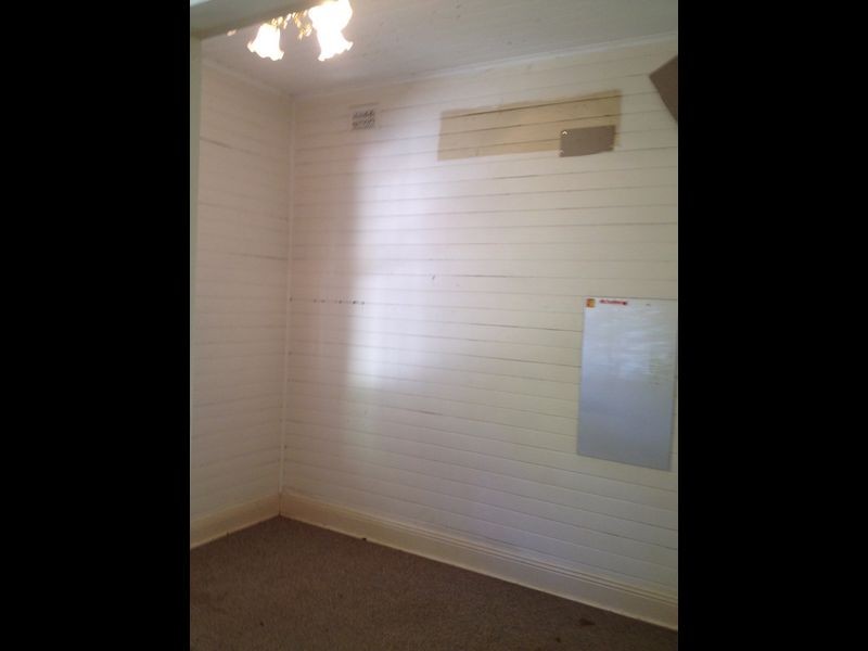 39 Seventh Ave, Campsie NSW 2194