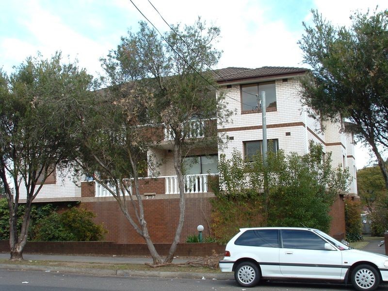 3/5 London Street, Campsie NSW 2194