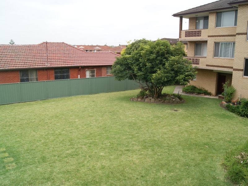 1/28 Browning Street, Campsie NSW 2194