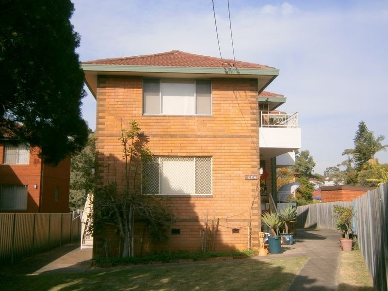 2/20A Unara Street, Campsie NSW 2194