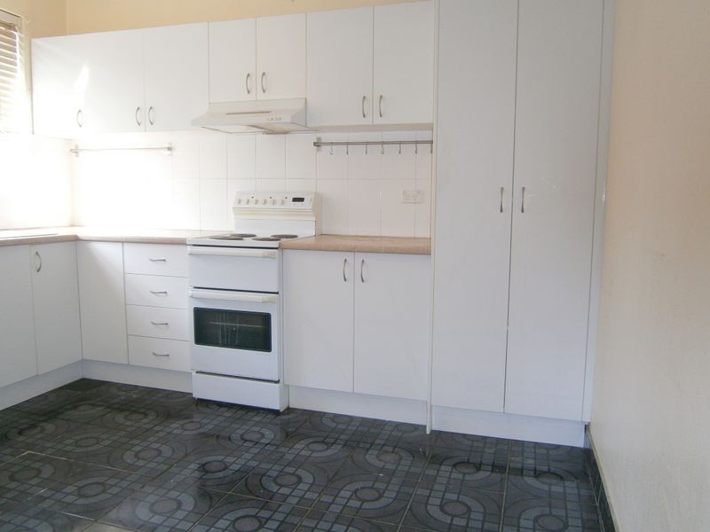 2/20A Unara Street, Campsie NSW 2194