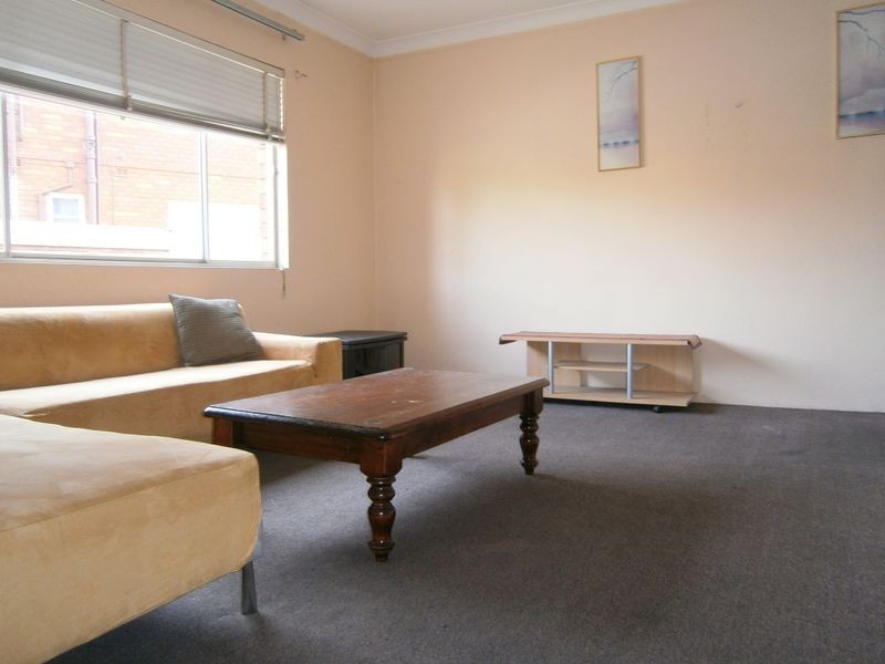 2/20A Unara Street, Campsie NSW 2194