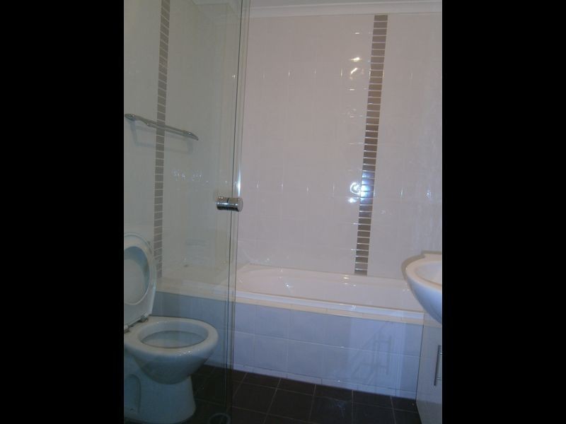 17/8-16 Eighth Avenue, Campsie NSW 2194