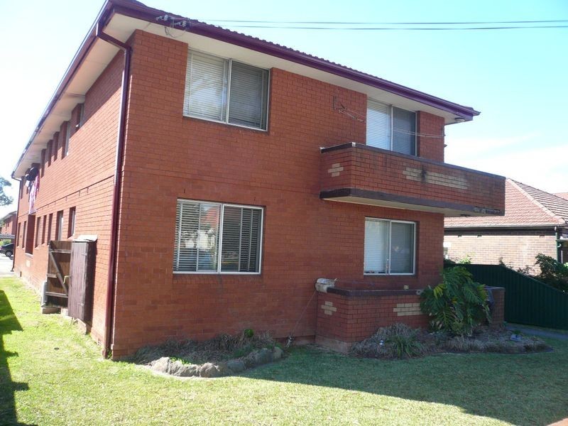 1/4 Oswald Street, Campsie NSW 2194