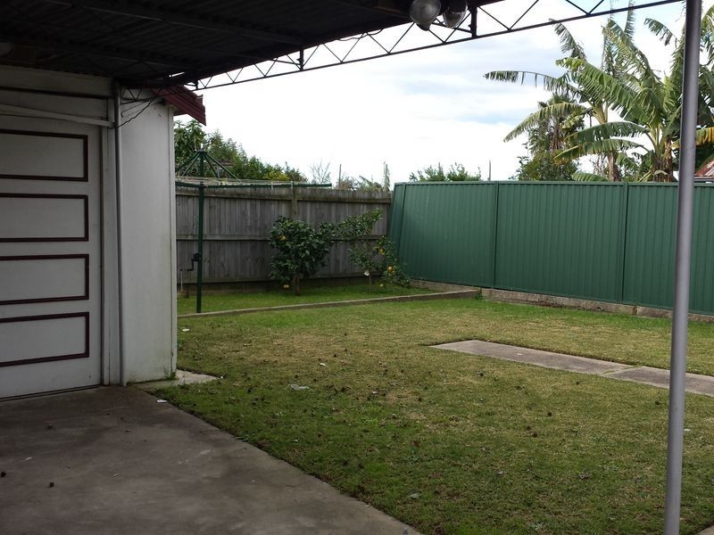 8 Hill St, Strathfield South NSW 2136