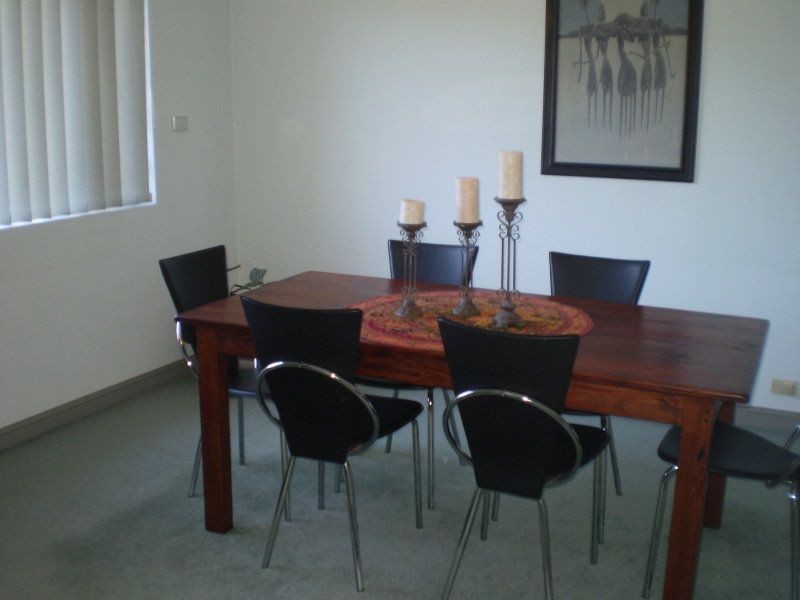 18 Carboona Ave, Earlwood NSW 2206