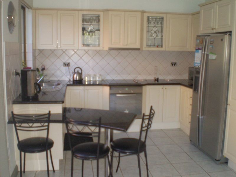 18 Carboona Ave, Earlwood NSW 2206