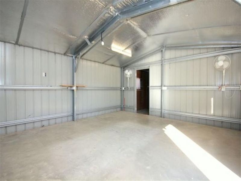 23 Binnalong Avenue, Georges Hall NSW 2198