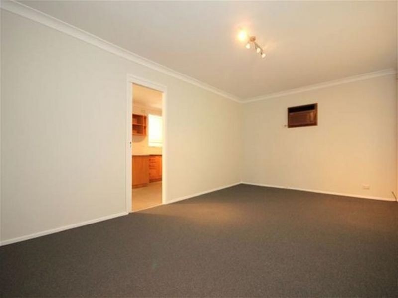 23 Binnalong Avenue, Georges Hall NSW 2198